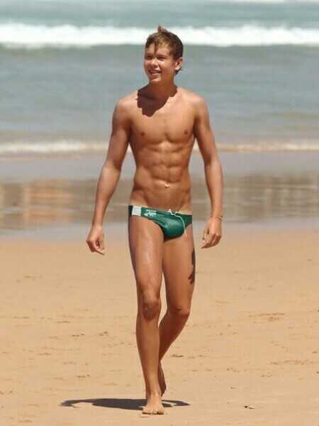 Мальчик из детства - Дмитрий Алехнов